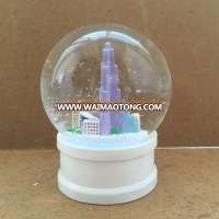 High Quality Resin Glass Snow Globe For Tourist Landscape Souvenir